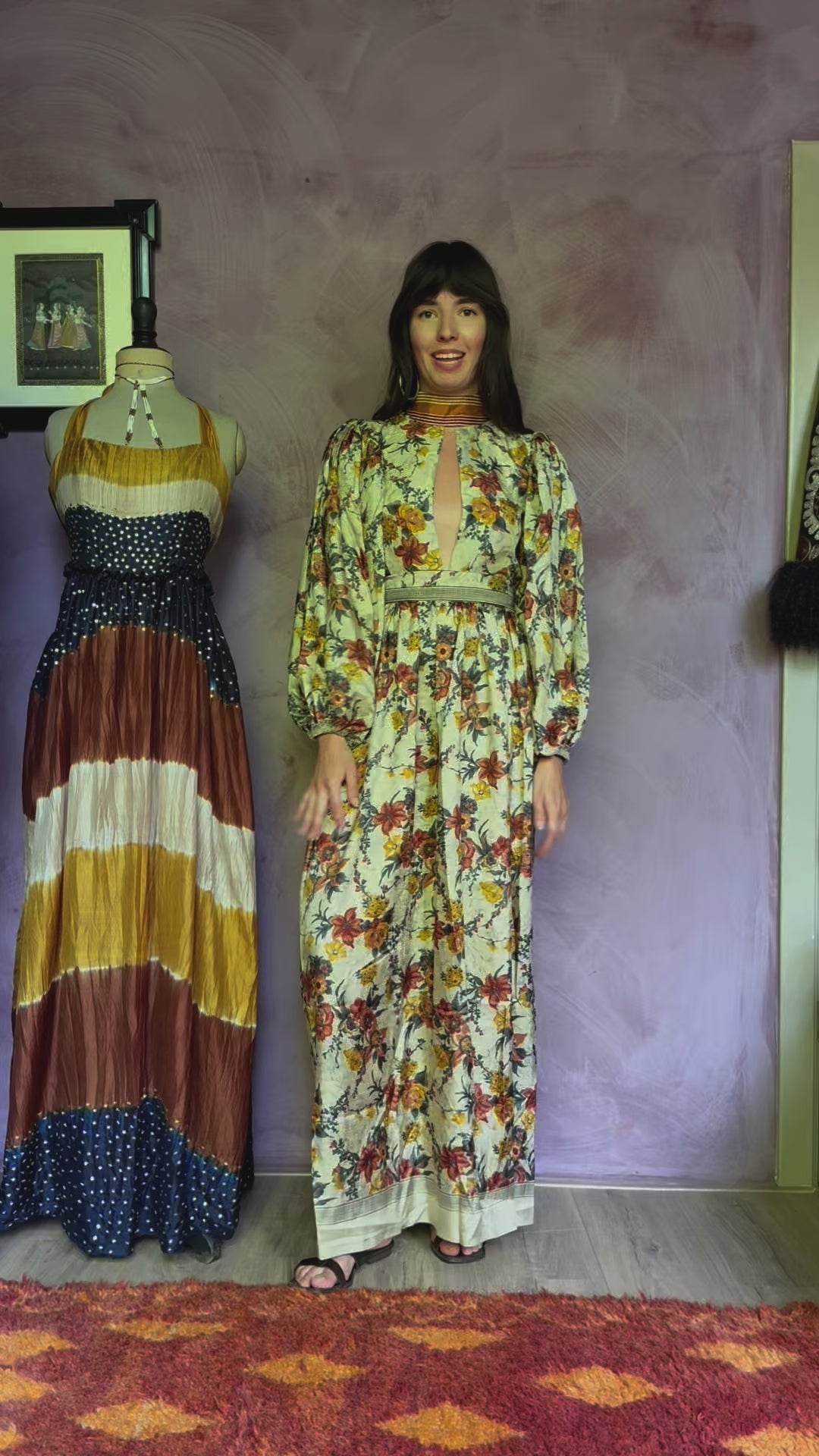 Load and play video in Gallery viewer, BADRUN DRESS | S/M
