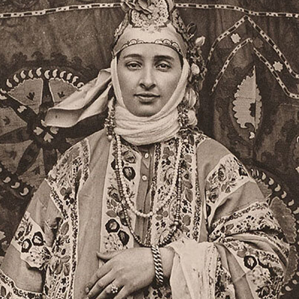 Suzani – A mosaic of stories of belonging and well-wishes