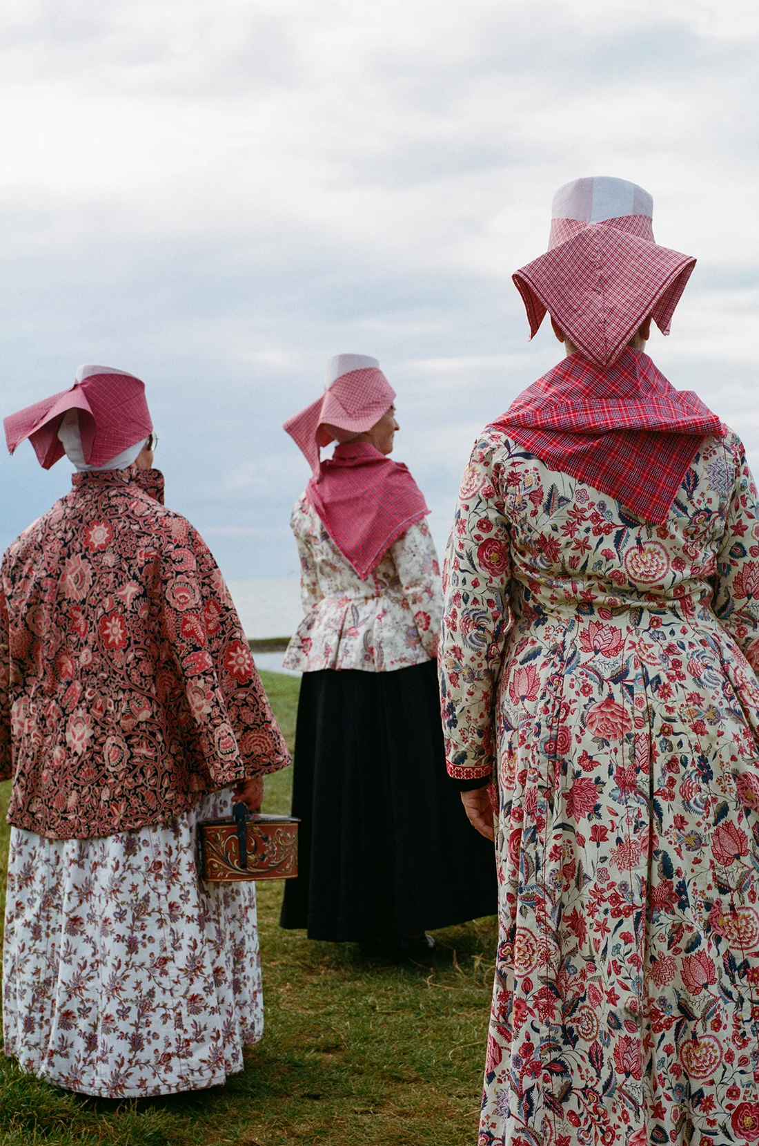 The Story of The Netherlands' traditional Hindeloopen costumes