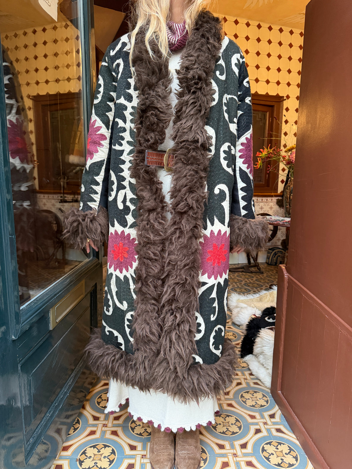 
                  
                    INDIRA COAT | M/L
                  
                
