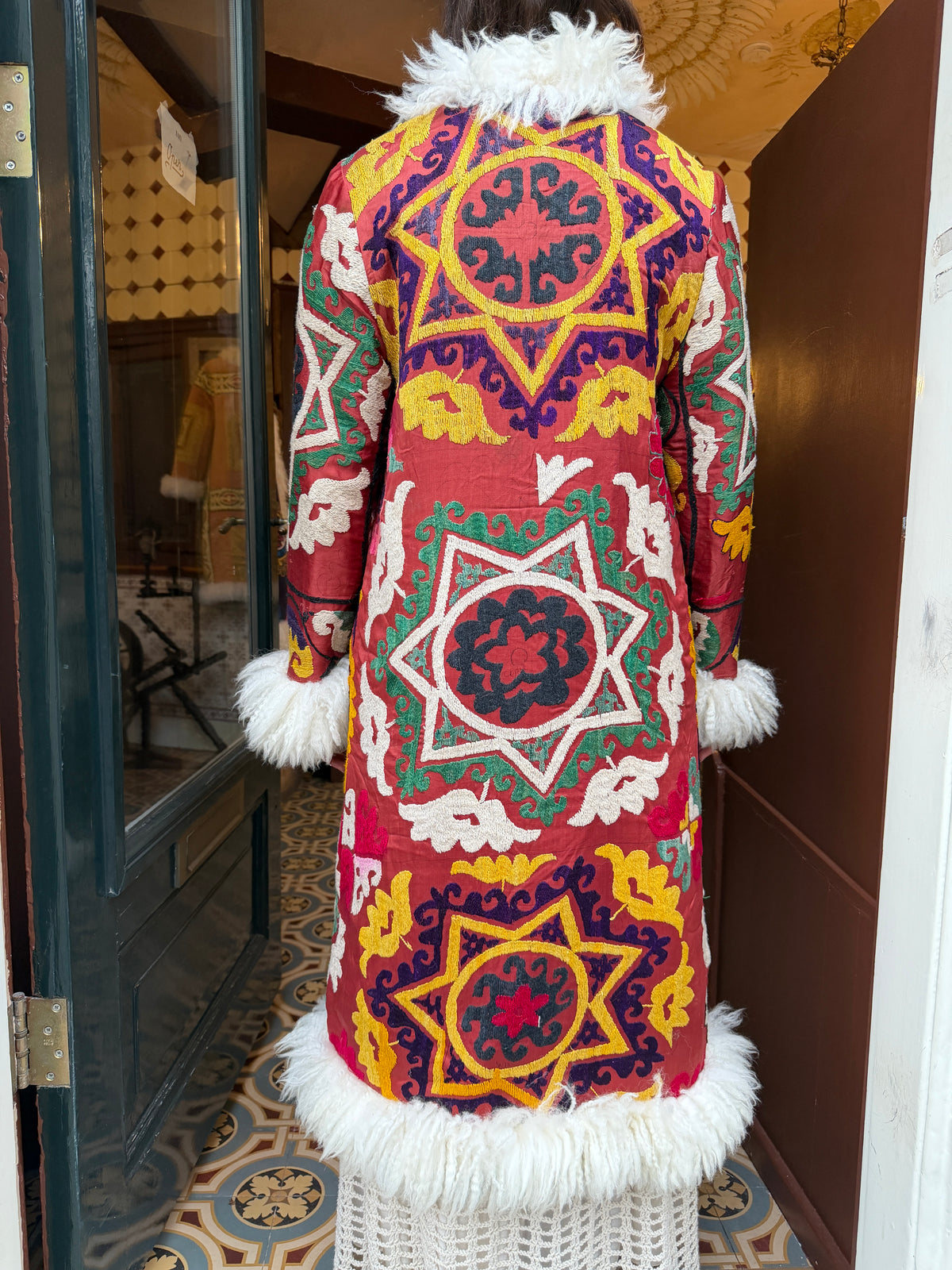 
                  
                    INDIRA COAT | M
                  
                