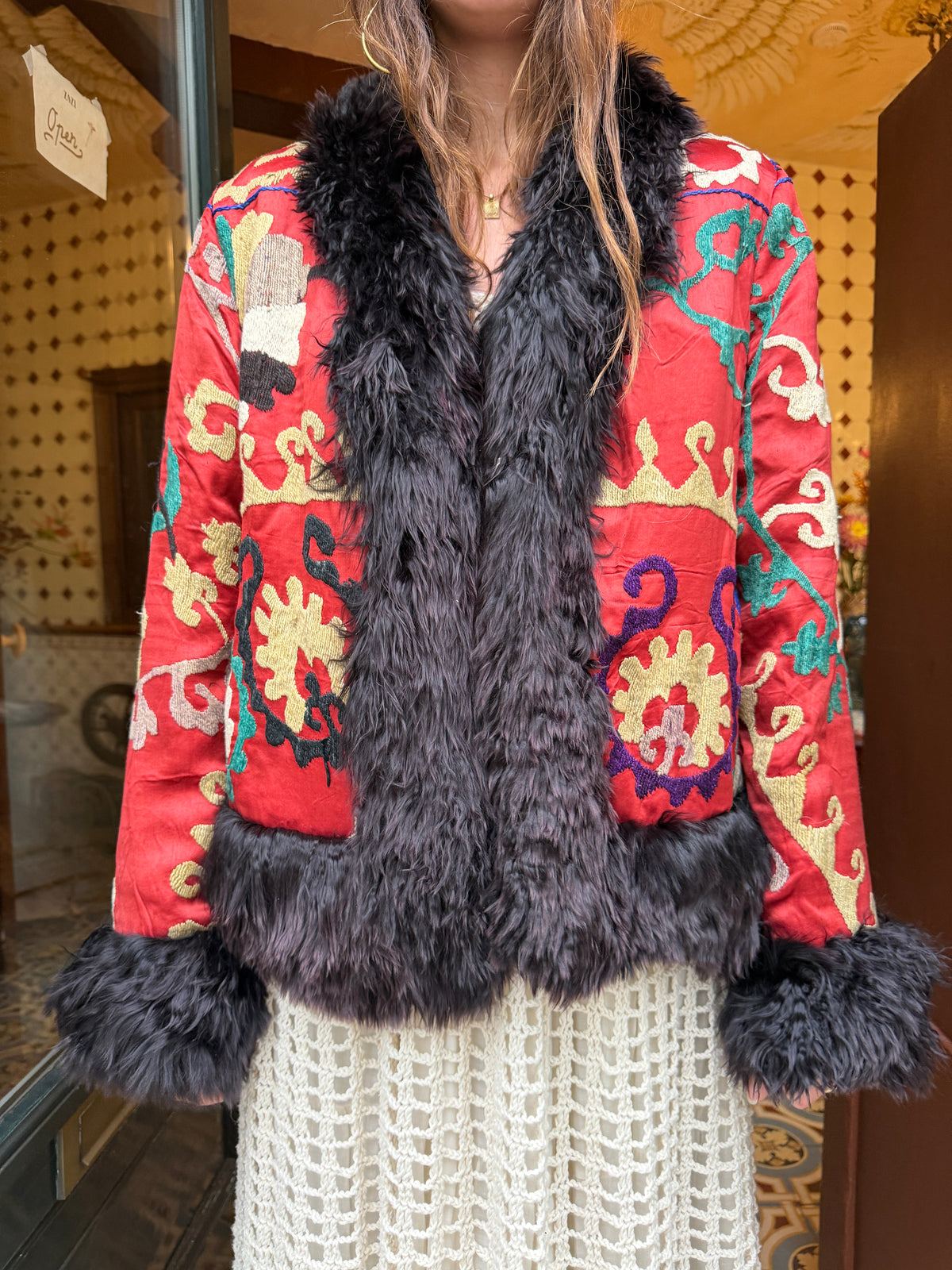 
                  
                    ZEBAY COAT | L
                  
                