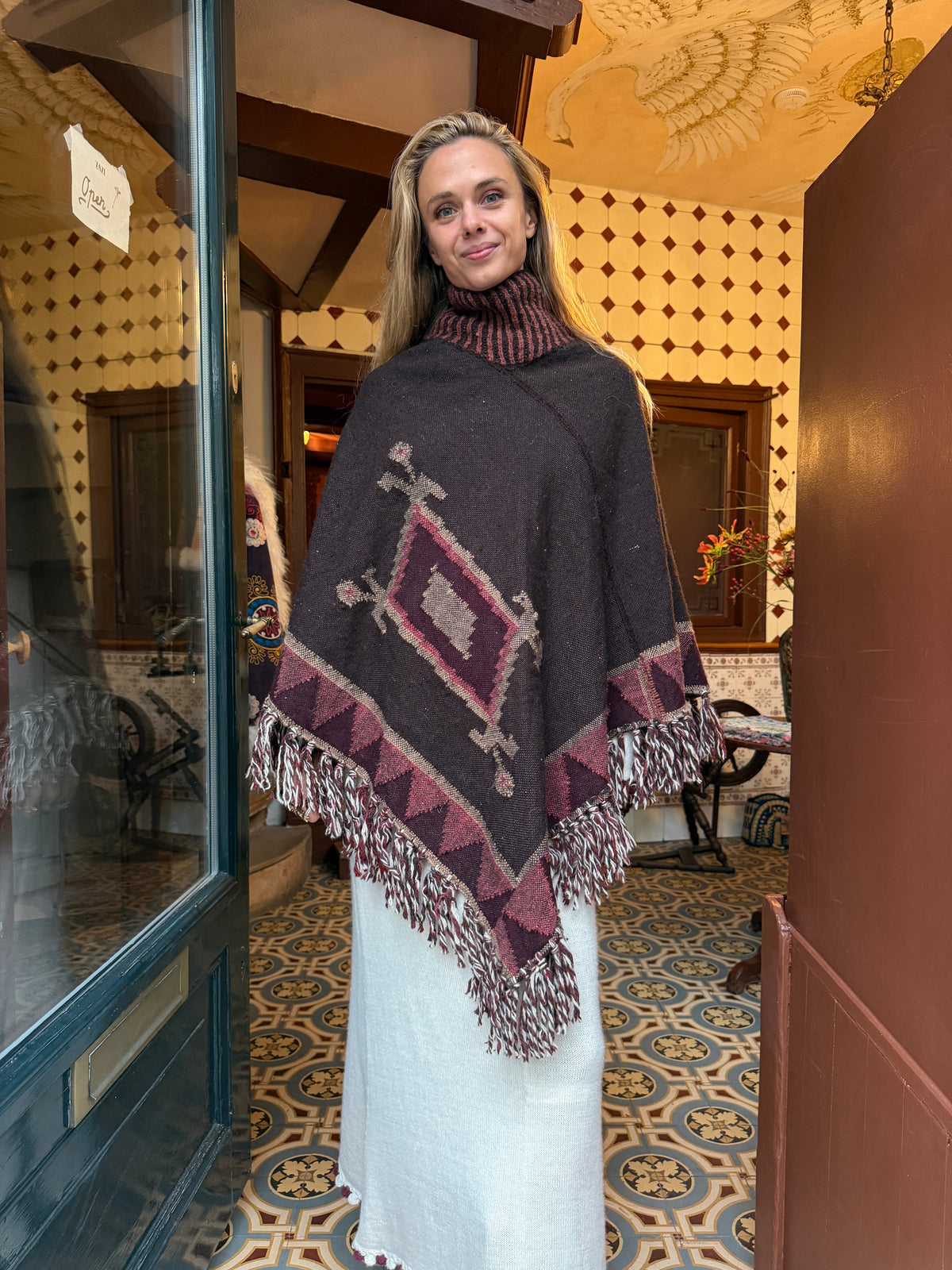 
                  
                    SUNITA PONCHO | WALNUT | SAMPLE
                  
                