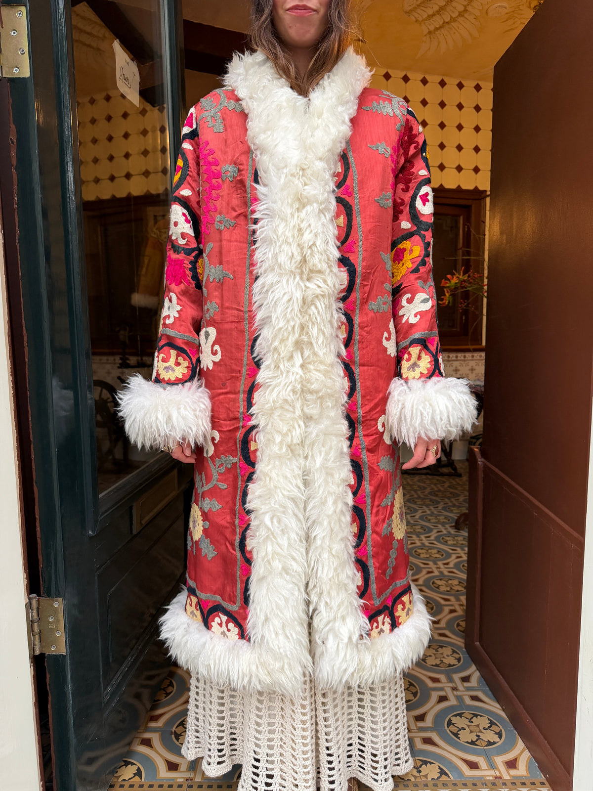 
                  
                    INDIRA COAT | M
                  
                