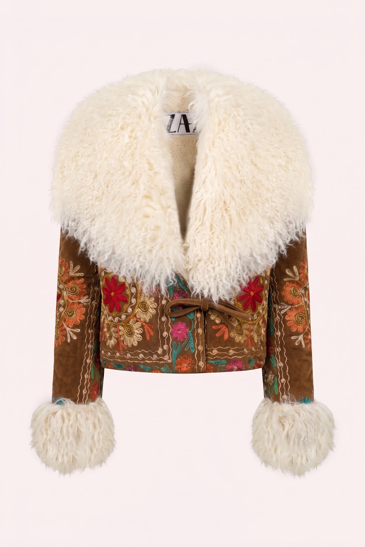 
                  
                    MADINA COAT | S
                  
                