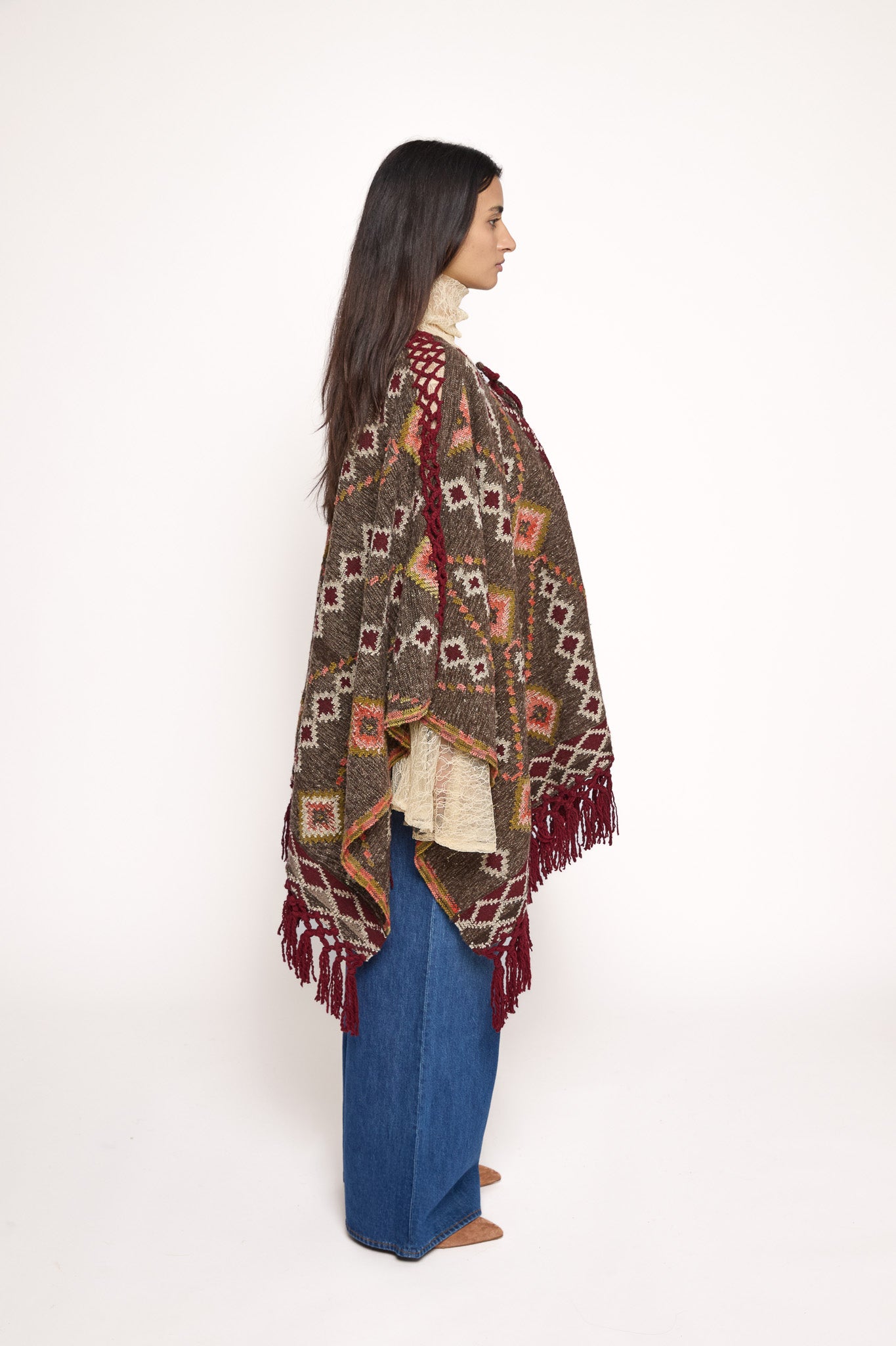 
                  
                    LATA JI PONCHO | CHARCOAL
                  
                