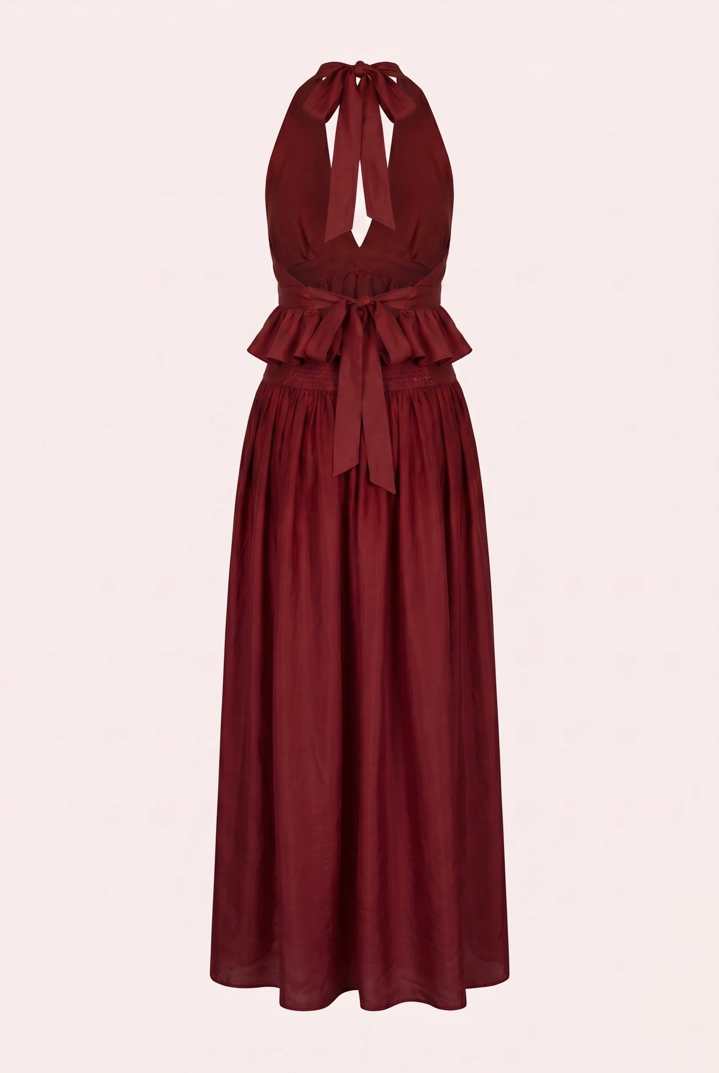 
                  
                    ZAZI Avani Set in naturally dyed mulberry silk, featuring a feminine bohemian two-piece design with a lightweight and flowing silhouette.
                  
                