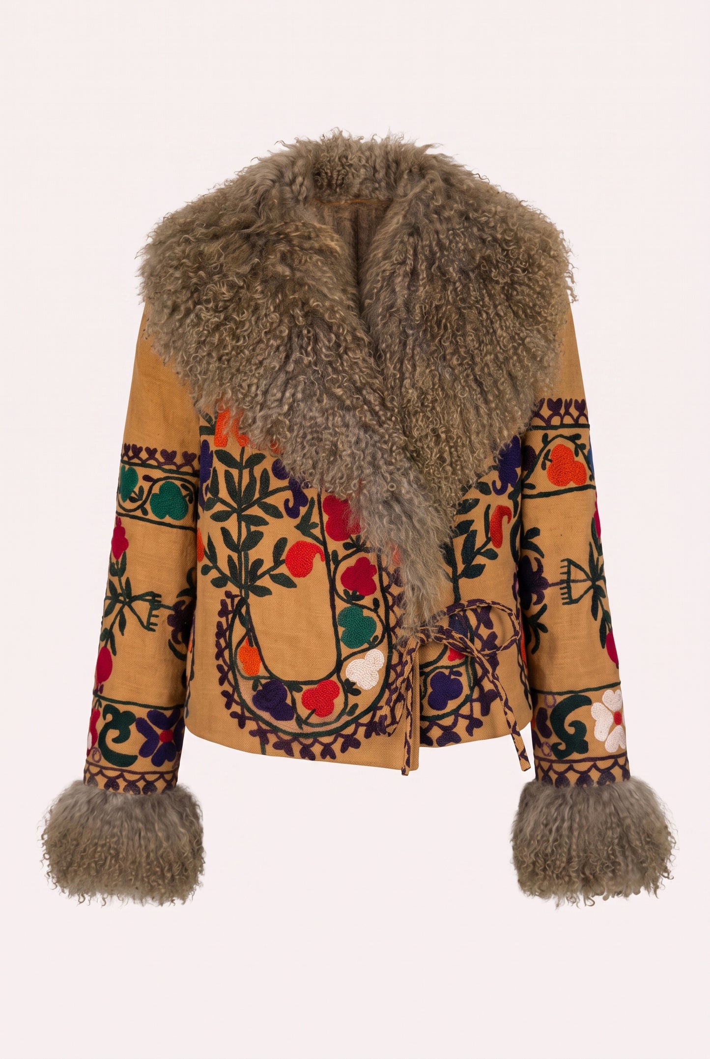 
                  
                    MADINA COAT | L
                  
                