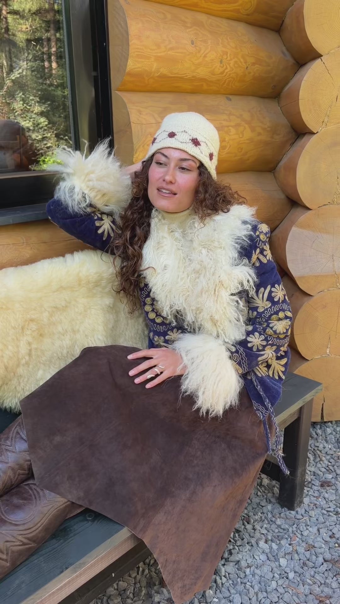 
                  
                    Load and play video in Gallery viewer, MADINA COAT | M
                  
                