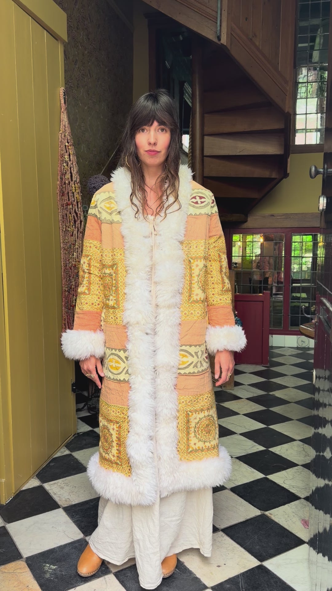 
                  
                    Load and play video in Gallery viewer, INDIRA COAT | S/M
                  
                