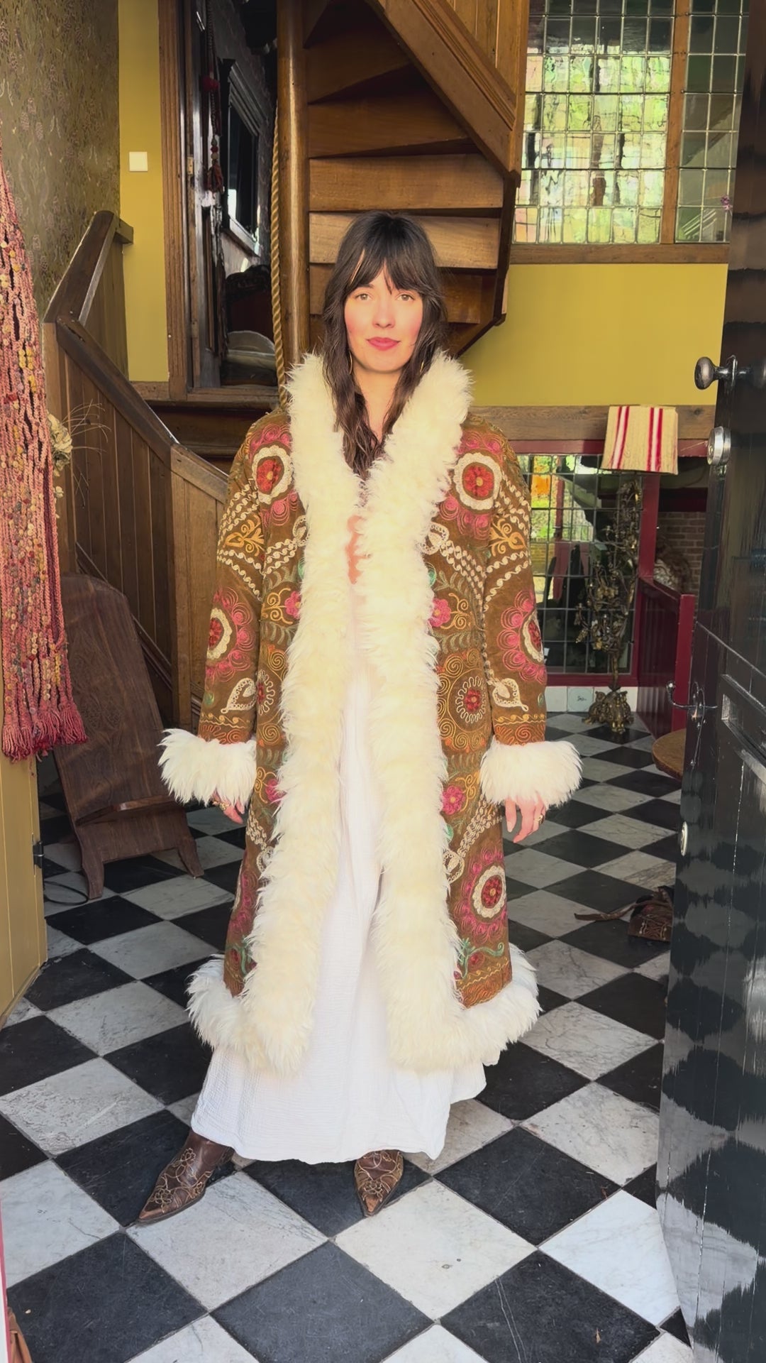 
                  
                    Load and play video in Gallery viewer, INDIRA COAT | S/M
                  
                