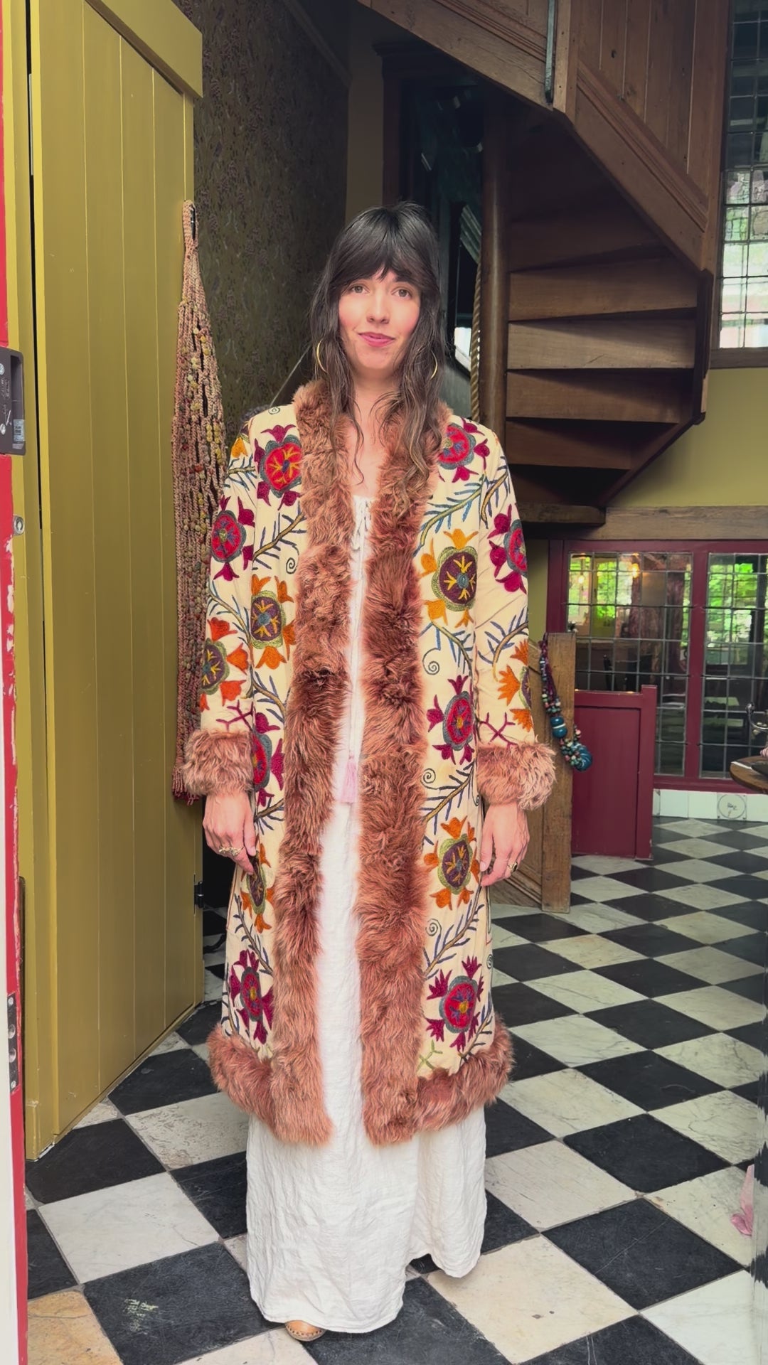 
                  
                    Load and play video in Gallery viewer, INDIRA COAT | S
                  
                