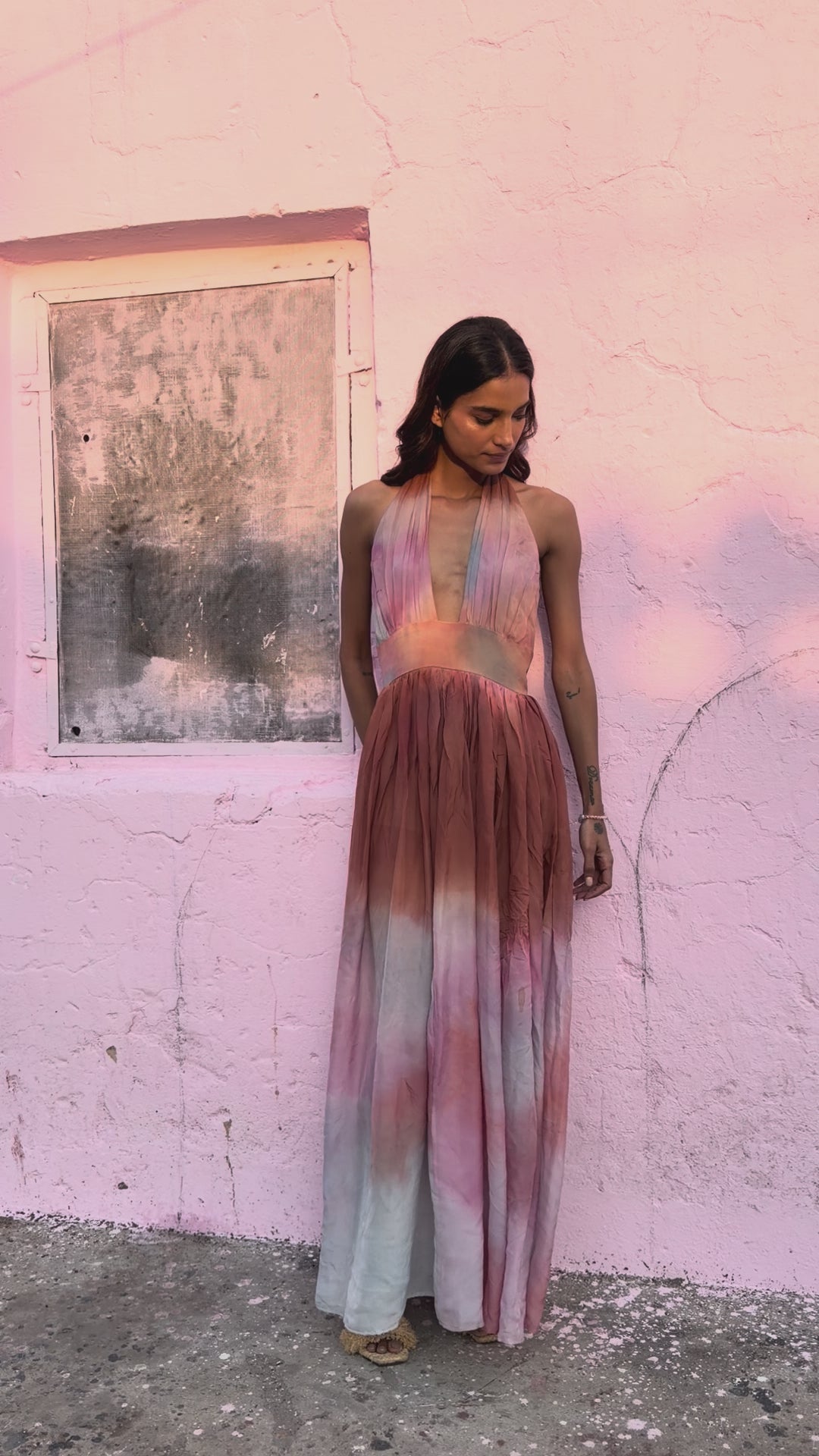 
                  
                    Load and play video in Gallery viewer, HOLIYA DRESS | SUNRISE
                  
                