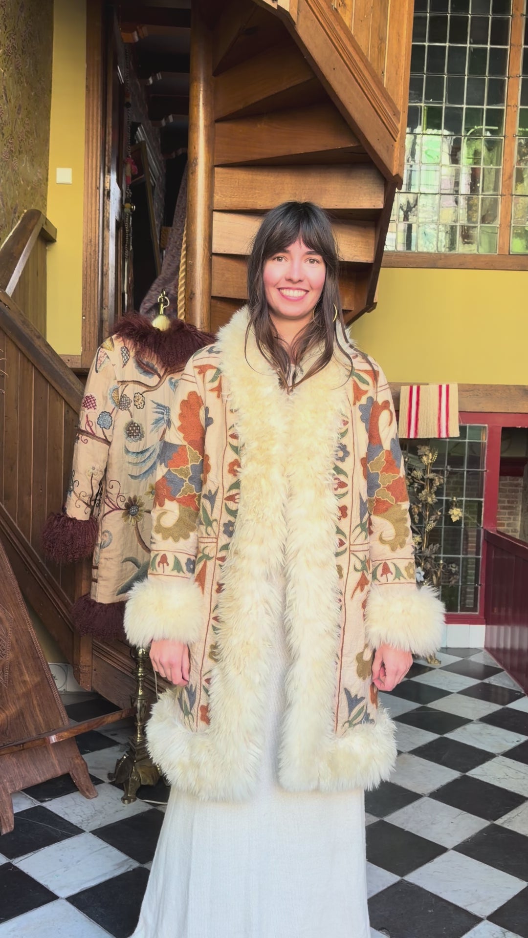 
                  
                    Load and play video in Gallery viewer, LINA COAT | S/M
                  
                