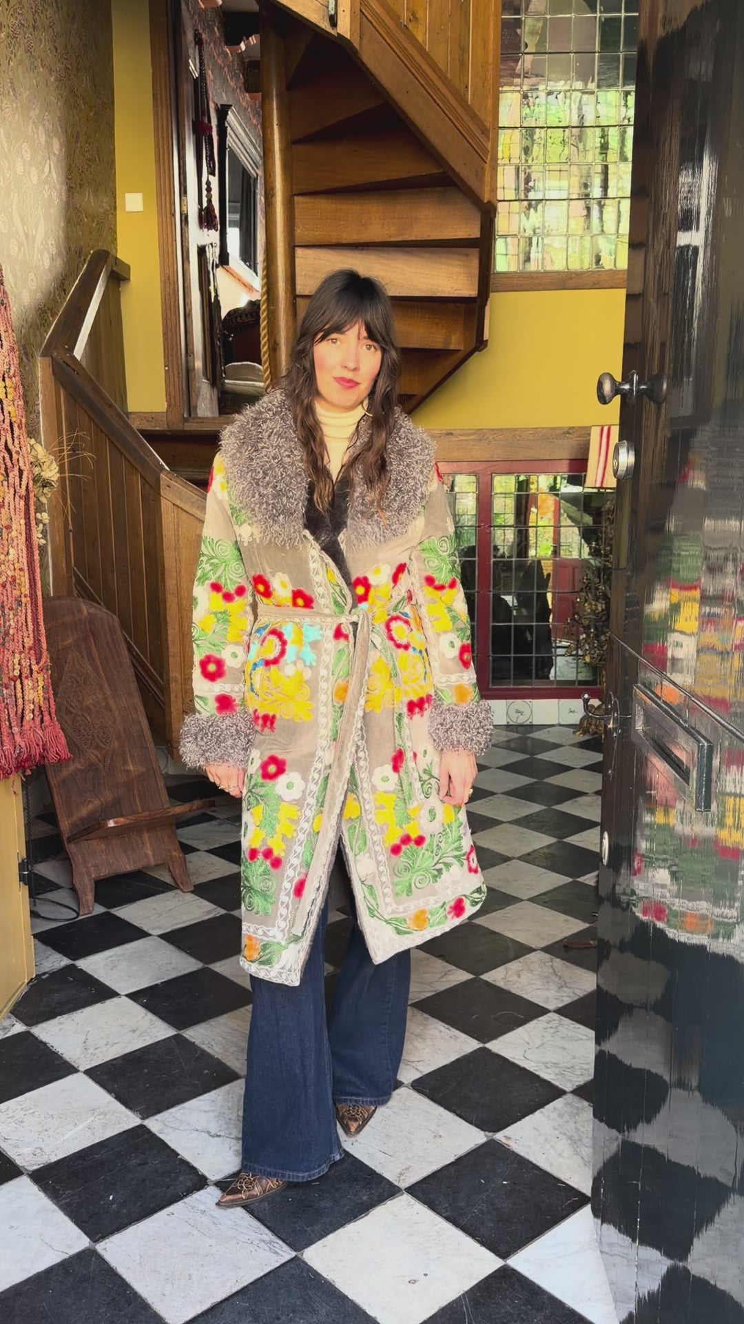 
                  
                    Load and play video in Gallery viewer, AISARA WRAP COAT | S
                  
                