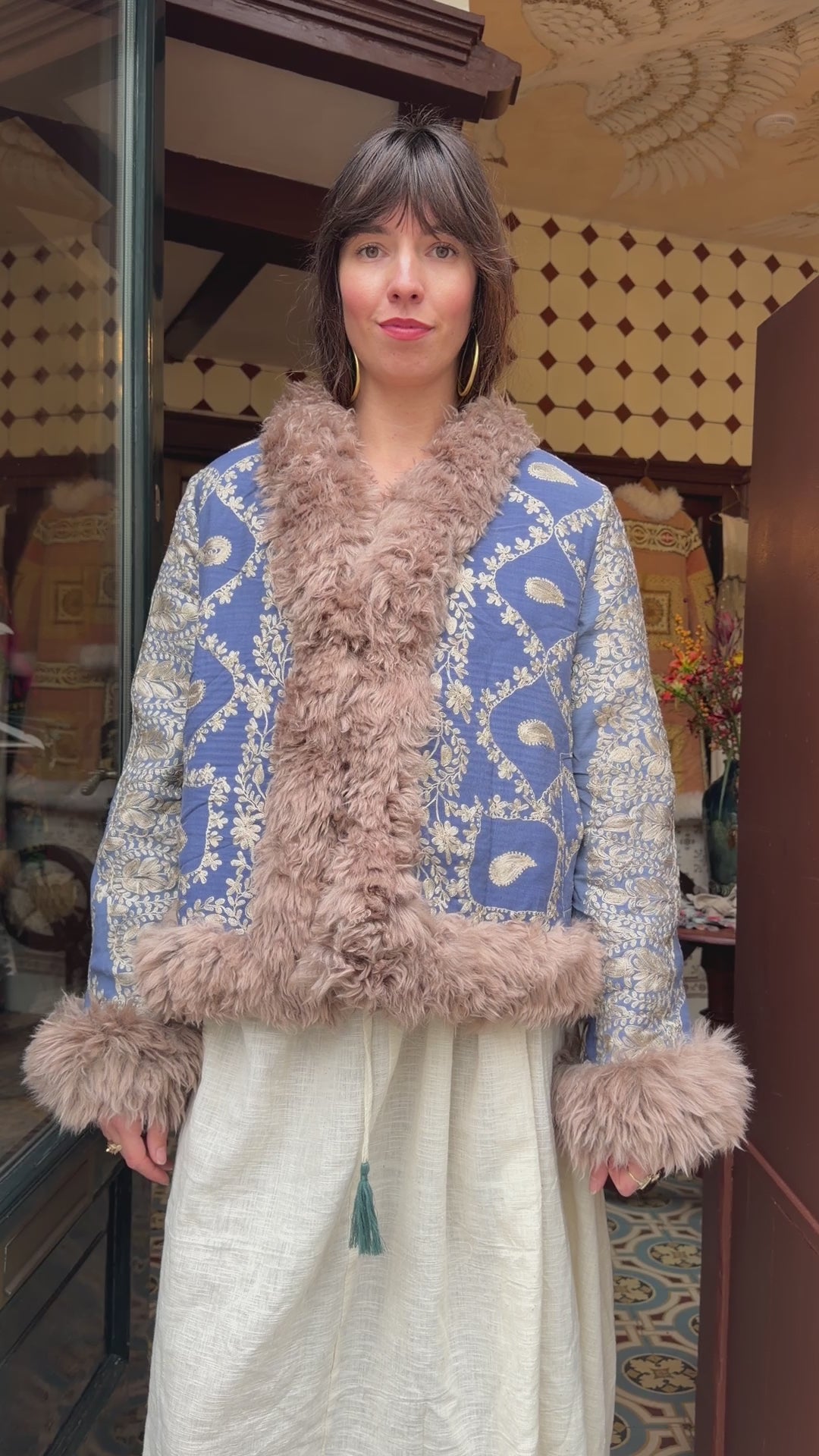 
                  
                    Load and play video in Gallery viewer, ZEBAY COAT | L
                  
                